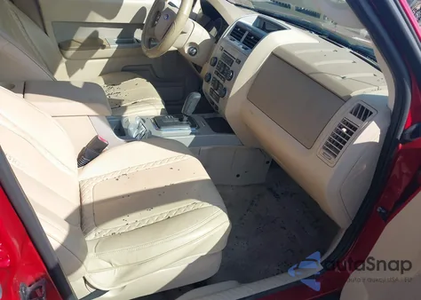 2011 Ford Escape Xlt z USA, uszkodzony, nr VIN 1FMCU0D73BKA36387